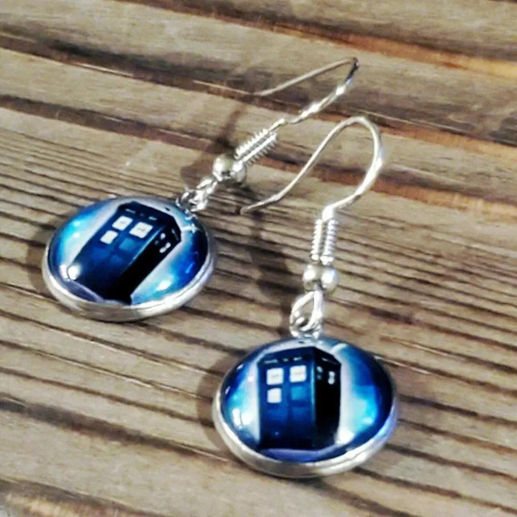 Handcrafted Police Box TARDIS in Space Blue Silver Glass Earrings - Picture 6 of 6